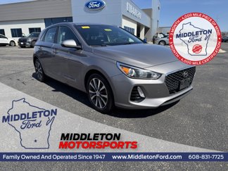Used 2020 Hyundai Elantra GT image 1