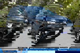 Used 2016 Toyota RAV4 XLE image 1