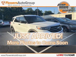 Used 2020 Ford Explorer XLT image 1