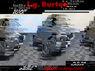 Used 2023 Nissan Rogue S image 1