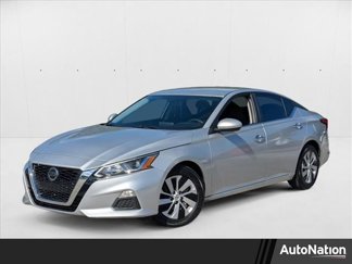 Used 2020 Nissan Altima 2.5 S image 1