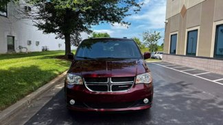 Used 2017 Dodge Grand Caravan SXT image 1