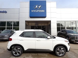 New 2025 Hyundai Venue SEL video 1