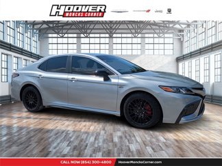 Used 2023 Toyota Camry SE image 1