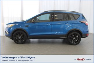 Used 2017 Ford Escape Titanium image 1