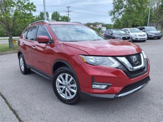 Used 2017 Nissan Rogue SV w/ SV Premium Package image 1