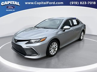Used 2021 Toyota Camry LE image 1