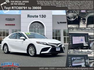 Used 2022 Toyota Camry SE image 1
