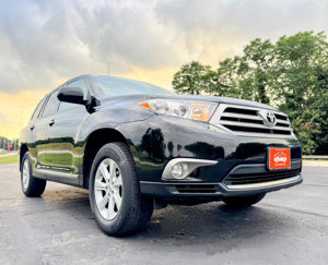 Used 2013 Toyota Highlander SE image 1