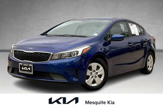 Used 2017 Kia Forte LX image 1