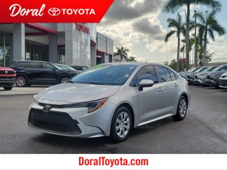 Used 2022 Toyota Corolla LE image 1