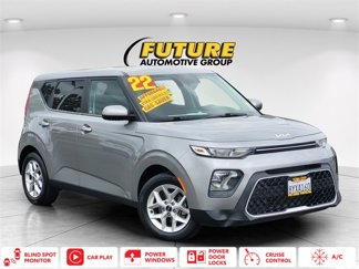 Used 2022 Kia Soul LX w/ Technology Package image 1