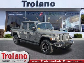 Certified 2021 Jeep Gladiator Overland w/ Popular Equipment Package image 1