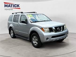 Used 2006 Nissan Pathfinder S image 1