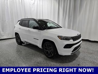 New 2025 Jeep Compass Limited w/ High Altitude Package image 1