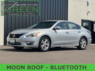 Used 2015 Nissan Altima 2.5 SV w/ Convenience Package image 1