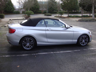 Used 2018 BMW 230i xDrive Convertible image 1