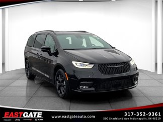 New 2025 Chrysler Pacifica Limited image 1