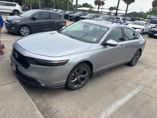 Used 2023 Honda Accord EX image 1