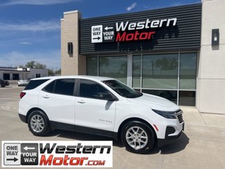 Used 2022 Chevrolet Equinox LS w/ LS Convenience Package image 1