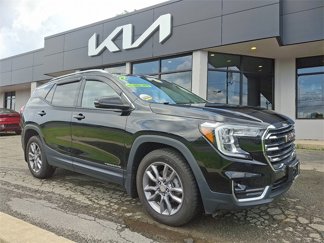 Used 2022 GMC Terrain SLT w/ Infotainment Package II image 1