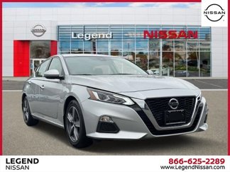 Certified 2022 Nissan Altima 2.5 SV w/ SV Premium Package image 1