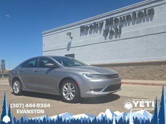 Used 2015 Chrysler 200 Limited w/ Convenience Group image 1