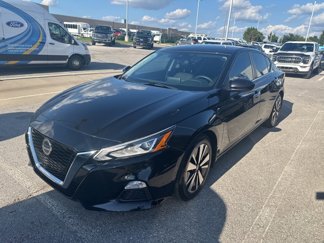 Used 2022 Nissan Altima 2.5 SV image 1