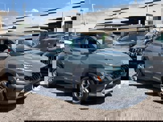 Used 2022 Hyundai Kona SE image 1