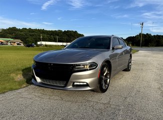 Used 2015 Dodge Charger R/T w/ Wheels & Tunes Group image 1