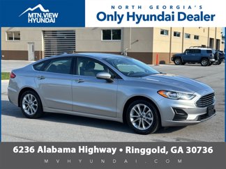 Used 2020 Ford Fusion SE image 1