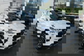 New 2025 Ford Escape SE w/ Class II Trailer Tow Package image 1