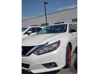 Used 2017 Nissan Altima 2.5 SR w/ Midnight Edition Package image 1