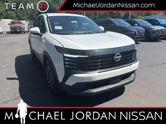 New 2025 Nissan Kicks SV image 1