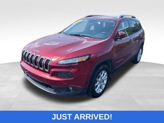 Used 2017 Jeep Cherokee Latitude image 1