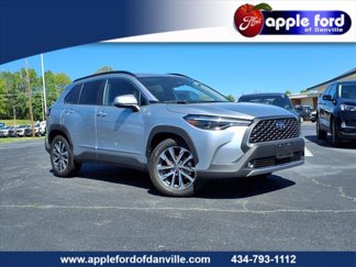 Used 2023 Toyota Corolla Cross XLE w/ Convenience Package image 1
