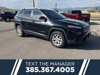 Used 2018 Jeep Cherokee Latitude Plus w/ Comfort/Convenience Group image 1