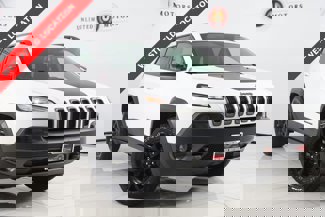 Used 2016 Jeep Cherokee Trailhawk w/ Leather Interior Group video 1