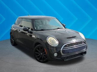 Used 2015 MINI Cooper S image 1