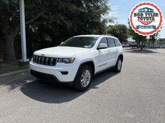 Used 2017 Jeep Grand Cherokee Laredo w/ Quick Order Package 2BE image 1