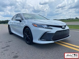 Used 2024 Toyota Camry LE image 1