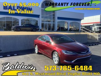 Used 2017 Chrysler 200 Limited Platinum image 1