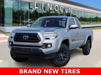 Used 2022 Toyota Tacoma SR5 image 1
