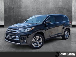 Used 2017 Toyota Highlander Limited image 1