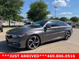 Used 2018 Honda Accord Sport image 1