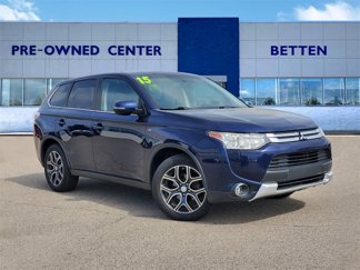 Used 2015 Mitsubishi Outlander GT image 1