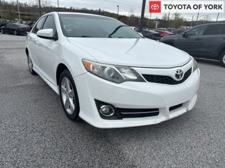 Used 2012 Toyota Camry SE image 1