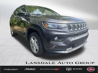 Certified 2023 Jeep Compass Latitude image 1