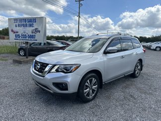 Used 2018 Nissan Pathfinder SL image 1