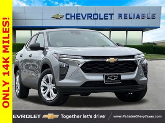 Certified 2024 Chevrolet Trax LS w/ Driver Confidence Package image 1